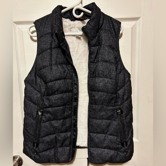 Green Tea Women's Puffer Vest - Picture 1 of 3